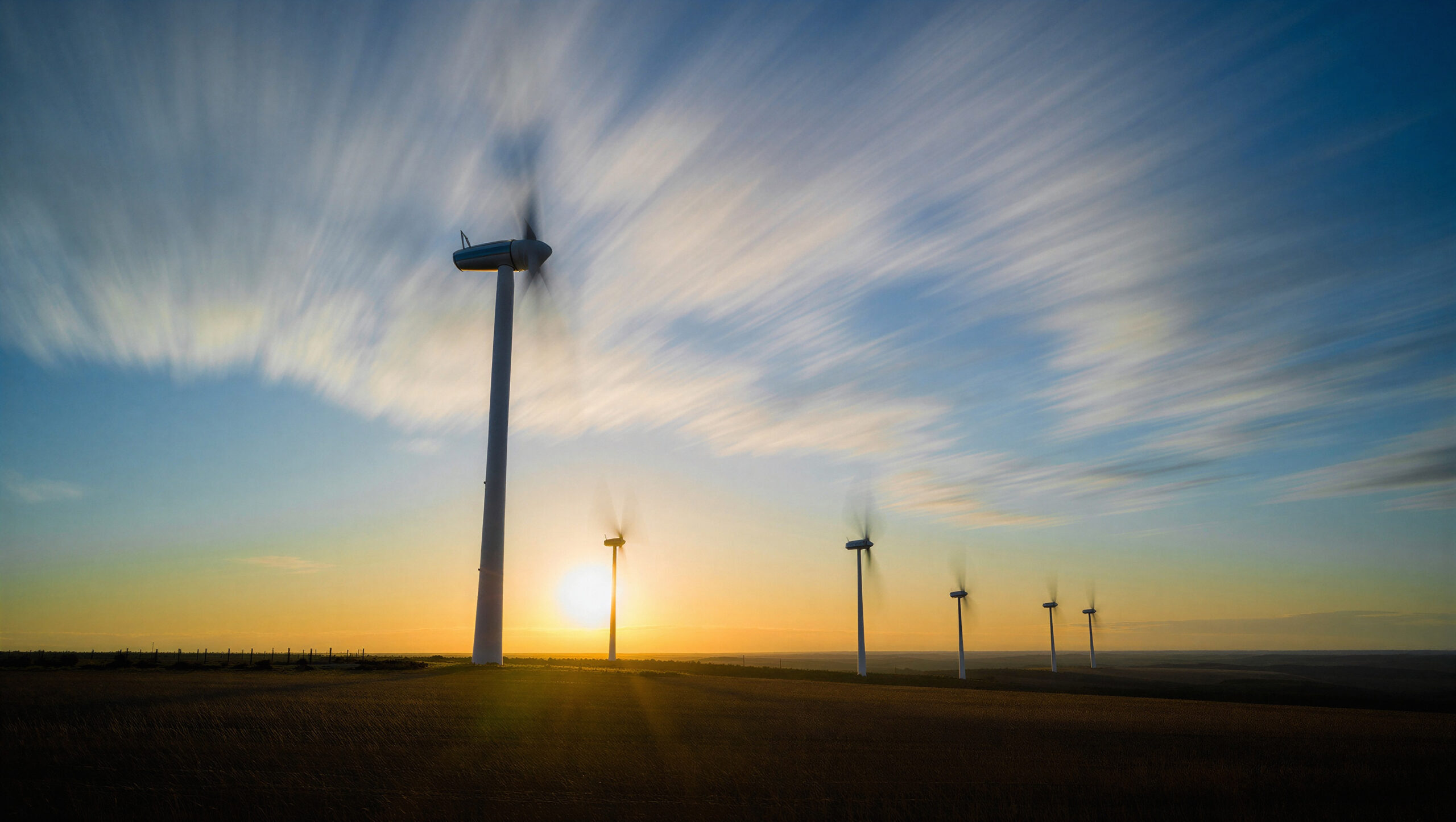 Energieopwek publiceert nieuwe kwartaalcijfers: groei zon en wind vlakt af, benutting duurzame stroom verbetert - GreenCareer
